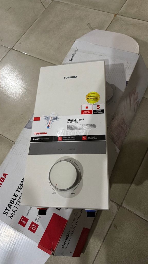 Máy nước nóng Toshiba TWH-45MCNVN(W)-WB Trắng. Mua bán Thiết bị vệ sinh, nhà tắm tại Thành phố Vĩnh Long Vĩnh Long được đăng bởi Chú Khải Duy hình 1