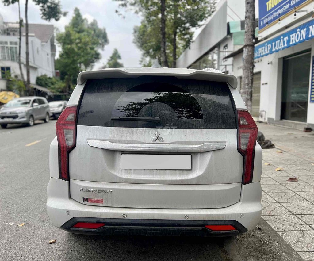 Mitsubishi Pajero Sport 2023 4x2 AT Premium Trắng. Mua bán Ô tô tại Quận Bình Tân Tp Hồ Chí Minh được đăng bởi Thanh Nhã Xe Lướt Sài Gòn hình 4