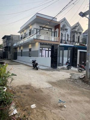 CHO THUÊ NHÀ PHỐ LIỀN KỀ (3PN) - THẠNH PHÚ - VĨNH CỬU. Cho thuê nhà ở tại Huyện Vĩnh Cửu Đồng Nai được đăng bởi Phạm Huỳnh Anh