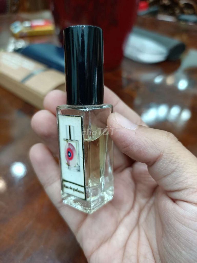 69 edp vơi xíu khoảng 4ml