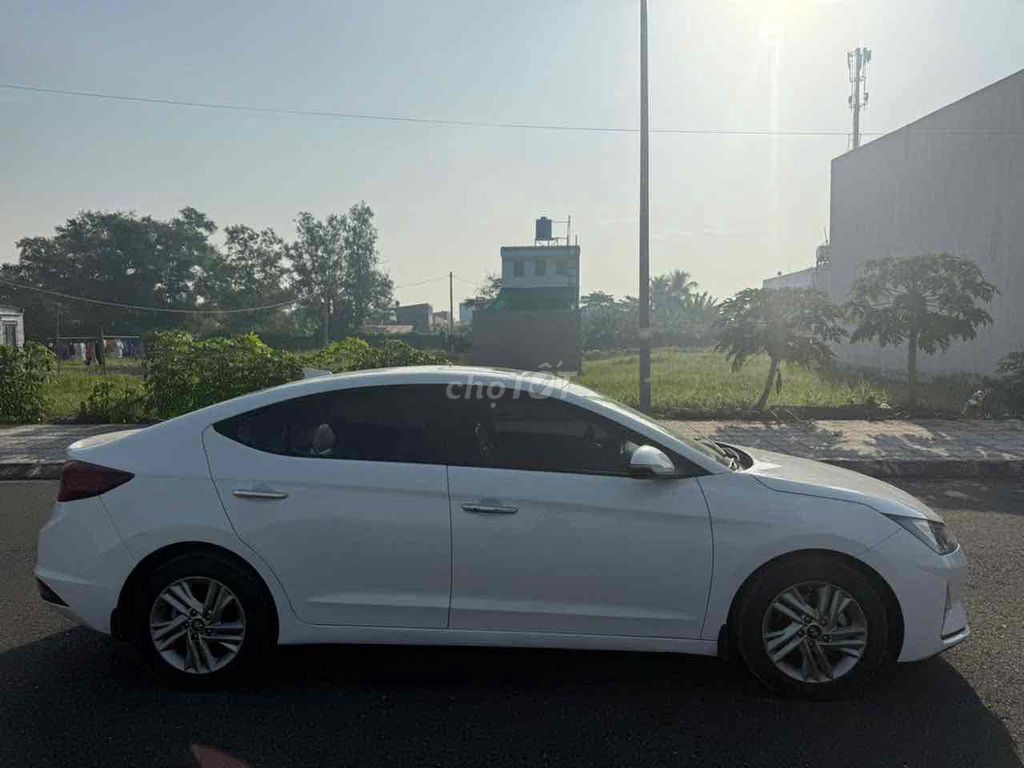 Hyundai Elantra 2019 GLS 1.6 AT. Mua bán Ô tô tại Quận Bình Tân Tp Hồ Chí Minh được đăng bởi Trường bình tân ôtô hình 3