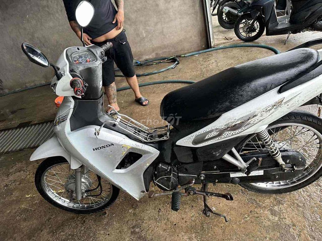 wawe lỏ nguyên zin ( cực im ) giao cccd. Mua bán Xe máy tại Thành phố Mỹ Tho Tiền Giang được đăng bởi luxury  hình 2