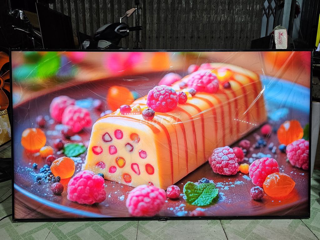 TV Samsung 4K QLED - 65"Q60T. Tràn Viền 100Hz- 99%. Mua bán Tivi, Âm thanh tại Quận 12 Tp Hồ Chí Minh được đăng bởi Quốc Vinh hình 1