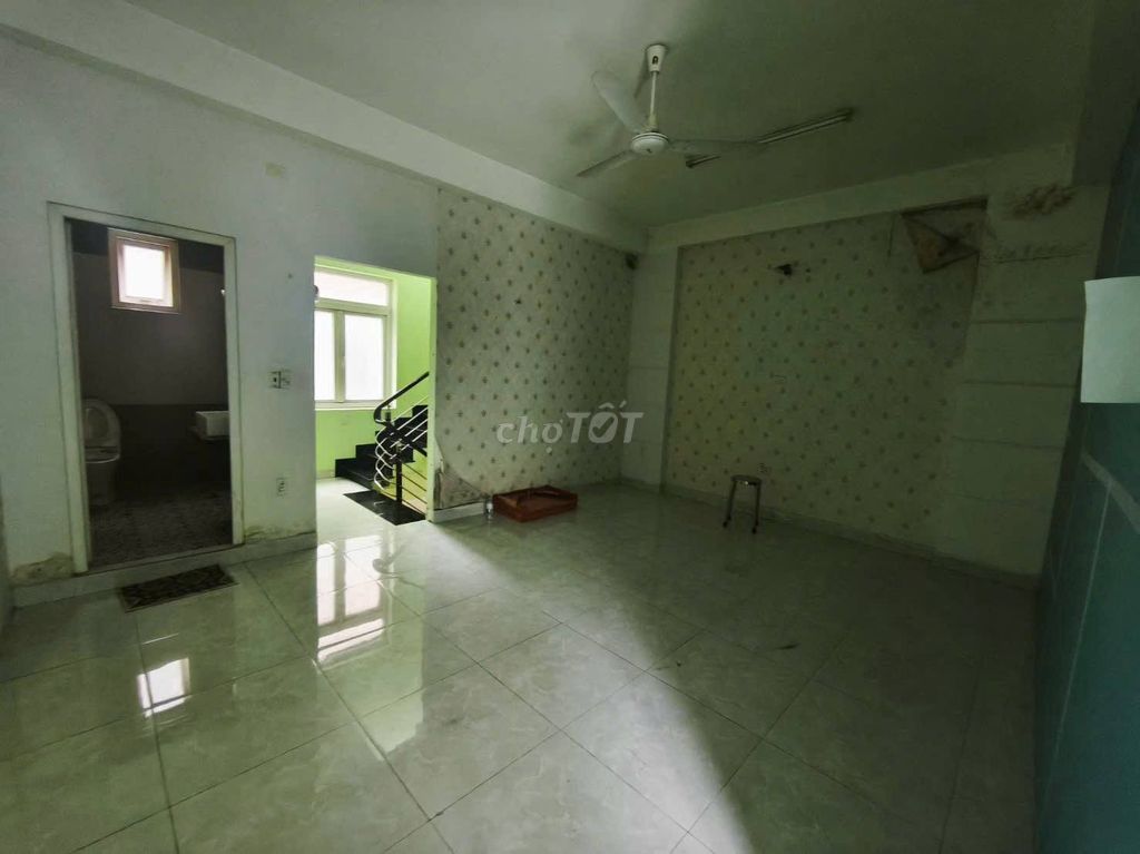 Cho thuê nhà 120m2 khu Big C Go, 3PN