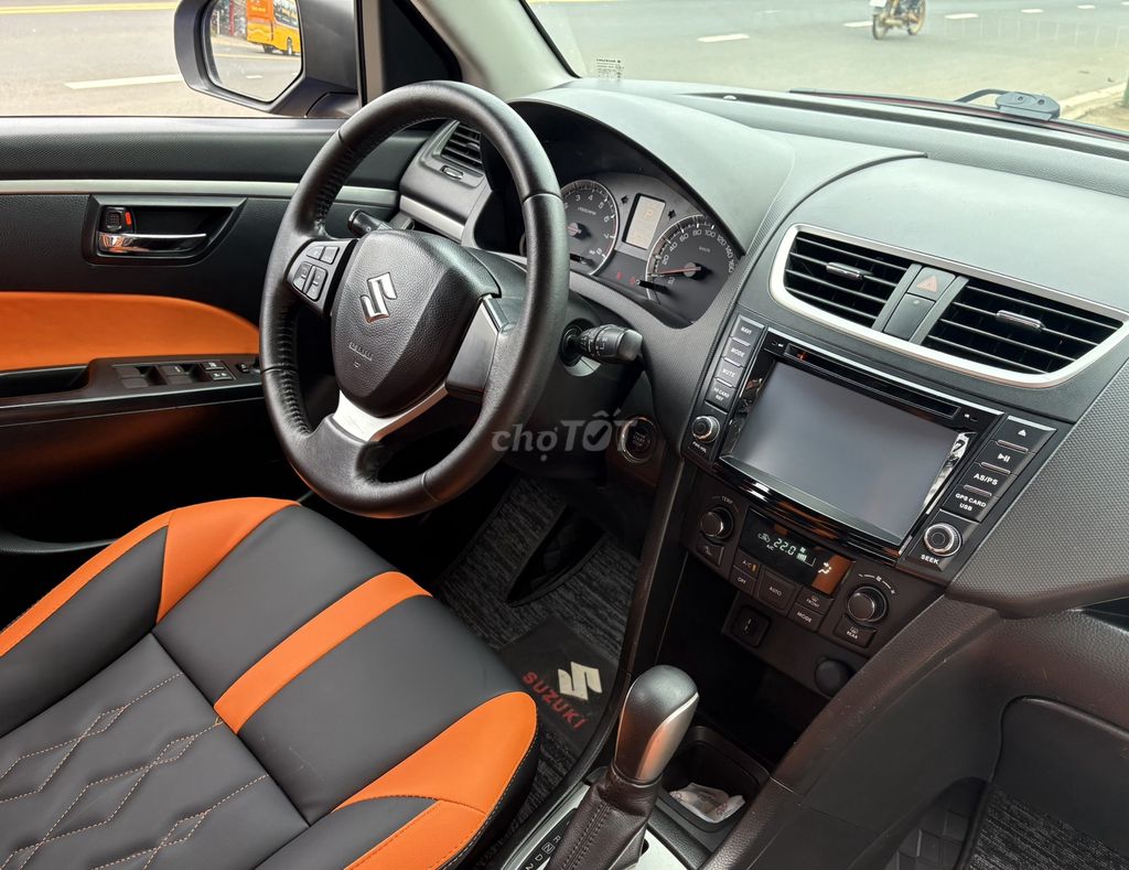 Suzuki Swift 2017 1.4 AT - 82000 km. Mua bán Ô tô tại Huyện Đức Trọng Lâm Đồng được đăng bởi Nguyễn Hữu Dự hình 8