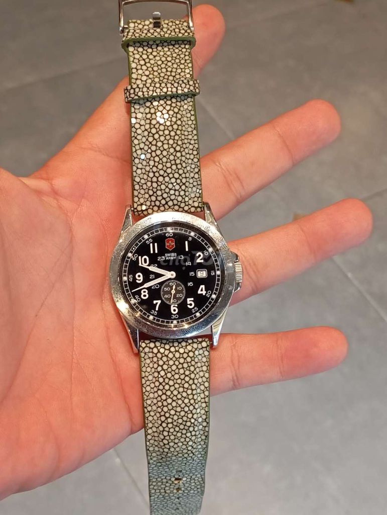 Victorinox Swiss Army Infantry XL Automatic Đen. Mua bán Đồng hồ tại Quận 1 Tp Hồ Chí Minh được đăng bởi Phú Đồ Cổ hình 1