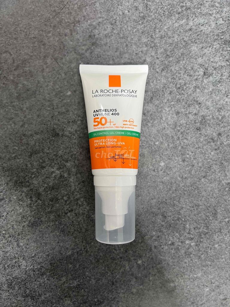 Kem chống nắng La Roche-Posay Anthelios UVMune 400. Mua bán Phụ kiện thời trang khác tại Quận 10 Tp Hồ Chí Minh được đăng bởi Uyên Nguyễn hình 1