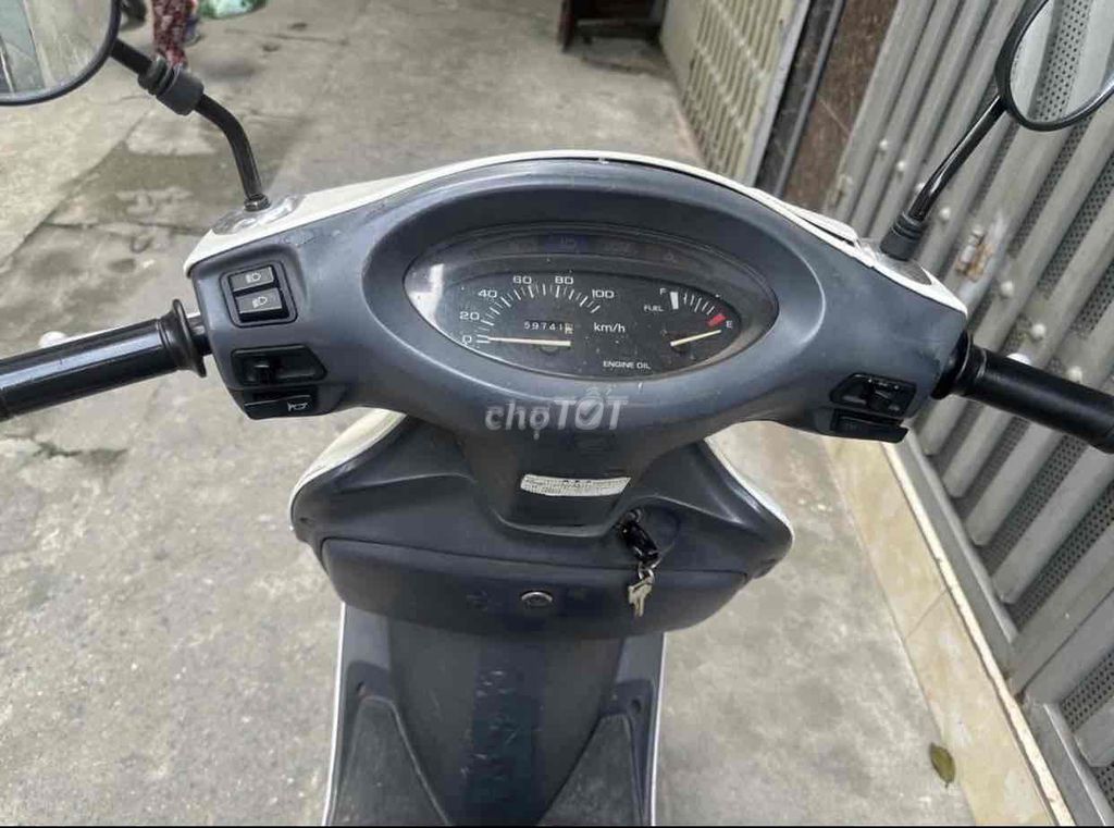 Xe máy Spacy 125 Nhật màu trắng. Mua bán Xe máy tại Quận Tây Hồ Hà Nội được đăng bởi Anh Tuấn Audio Japan hình 10