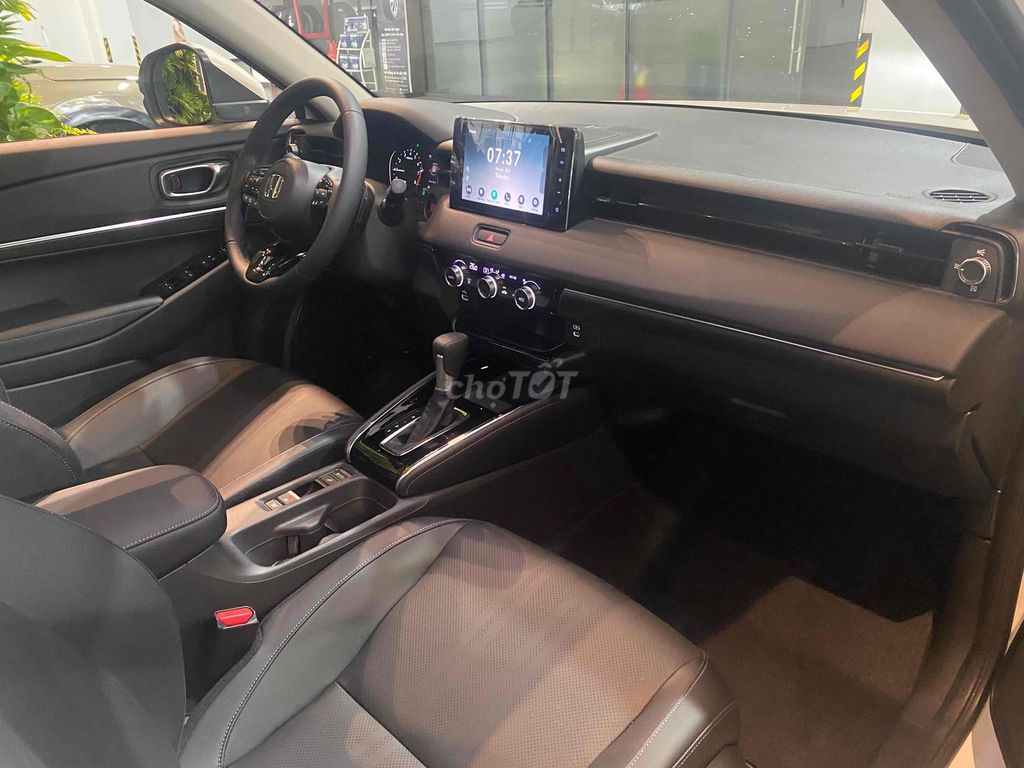 HONDA HRV ƯU ĐÃI 100% Thuế + Pk. Mua bán Ô tô tại Quận 7 Tp Hồ Chí Minh được đăng bởi Showroom Honda Ôtô Sài Gòn Quận 7 hình 4