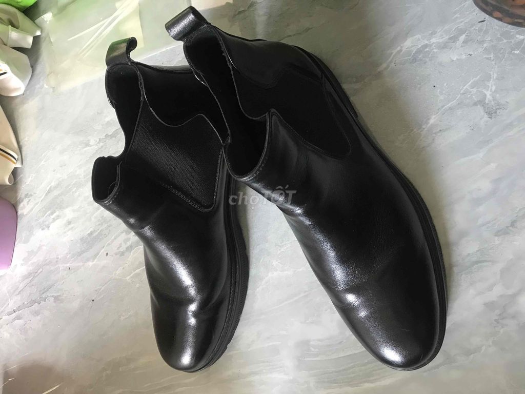 giày Chelsea boot mới size 38 da đen