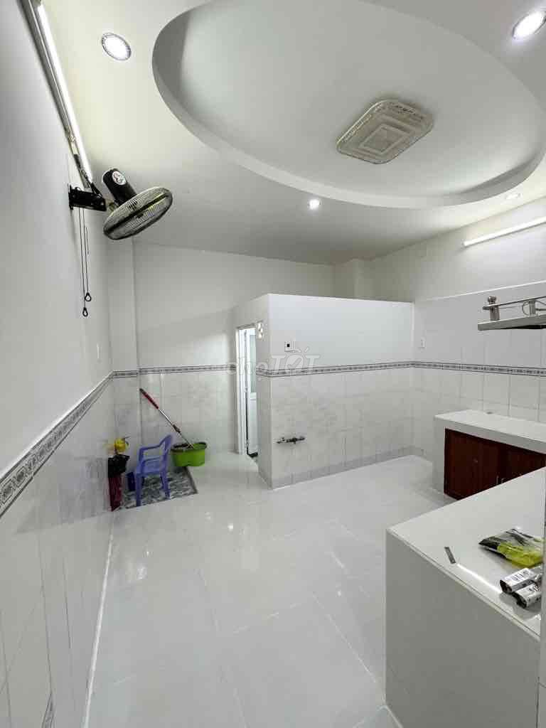 ?AN LẠC-GẦN SIÊU THỊ AeON- NHÀ ĐẸP 2 TẦNG - 100M2-HẺM XE HƠI. Đường Bùi Tư Toàn, Phường An Lạc, Quận Bình Tân, Tp Hồ Chí Minh Quận Bình Tân Tp Hồ Chí Minh