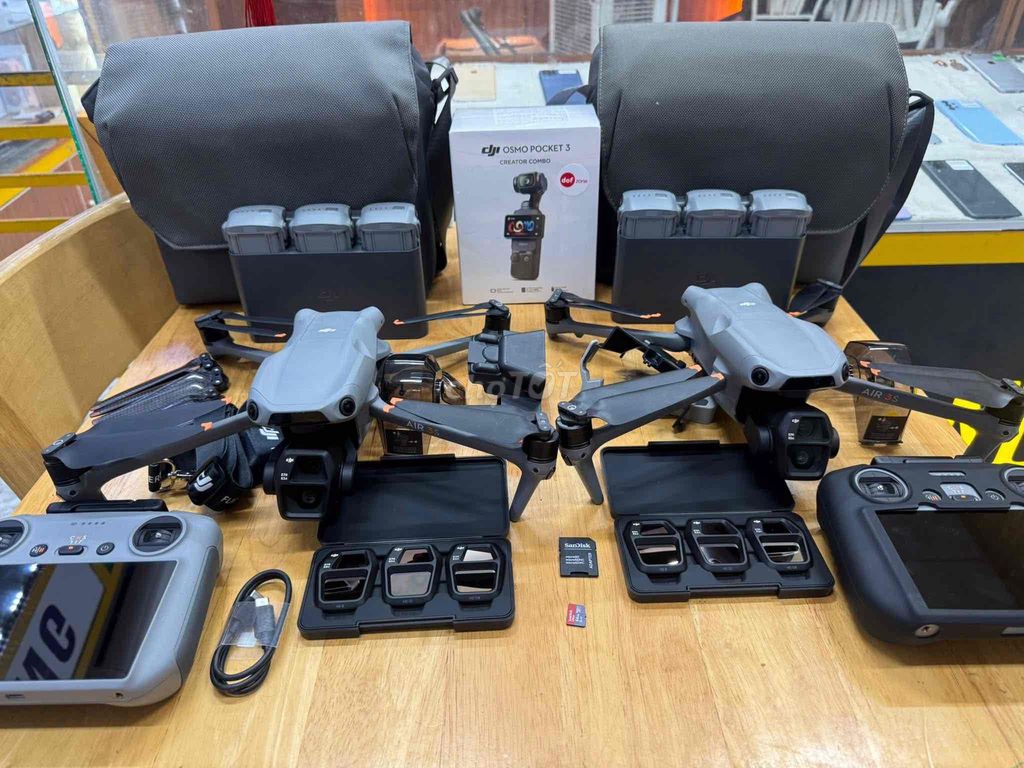 Air 3s Xám Combo RC2. Mua bán Máy ảnh, Máy quay tại Thành phố Biên Hòa Đồng Nai được đăng bởi Quốc Trưởng Apple hình 1