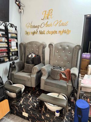 Ghế bục nail. Mua bán Bàn ghế tại Quận Hoàng Mai Hà Nội được đăng bởi Hoàng Anh