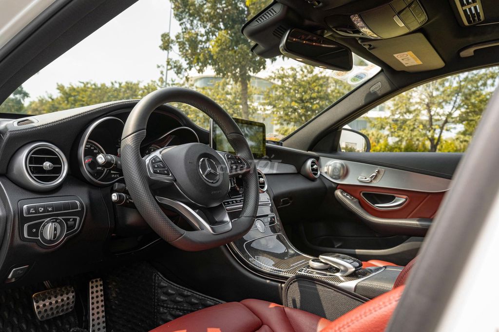 Hàng hiếm C300 AMG 2018 Trắng đỏ đồ chơi nhiều. Mua bán Ô tô tại Quận 7 Tp Hồ Chí Minh được đăng bởi tuấn anh hình 8