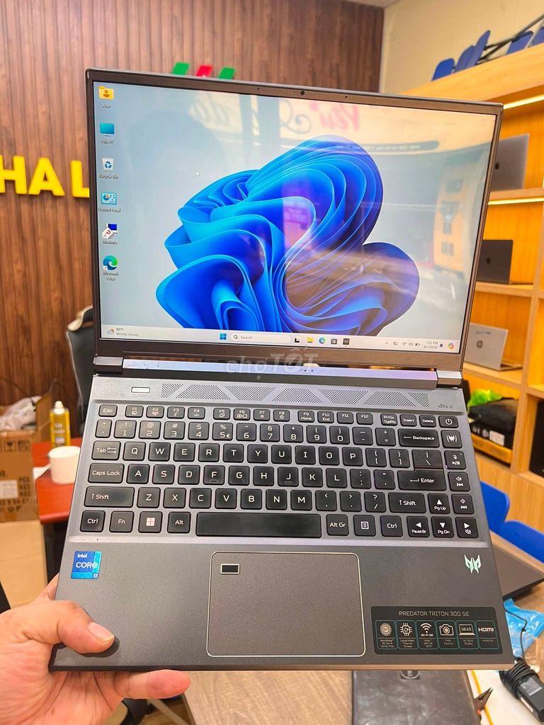 Acer Predator Triton 300 SE i7 12700H 16GB/512GB. Mua bán Laptop tại Quận 10 Tp Hồ Chí Minh được đăng bởi Hội Đồ Điện Tử hình 1