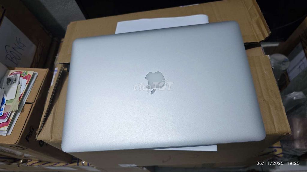Macbook pro retina mới 99%, sạc 19 lần. Mua bán Laptop tại Thành phố Thủ Đức Tp Hồ Chí Minh được đăng bởi Thành  hình 5