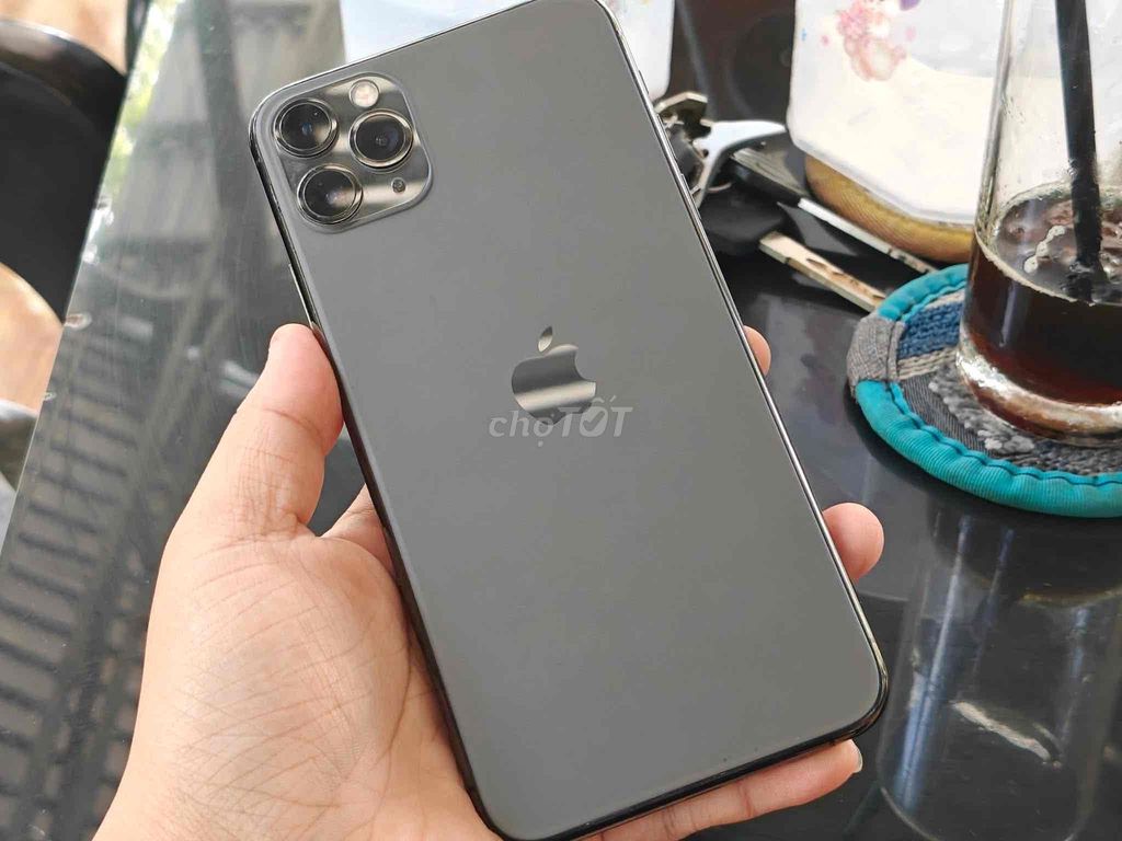 Cần bán ip 11 promax 256gb. Mua bán Điện thoại tại Huyện Vũng Liêm Vĩnh Long được đăng bởi Suka Channel hình 1