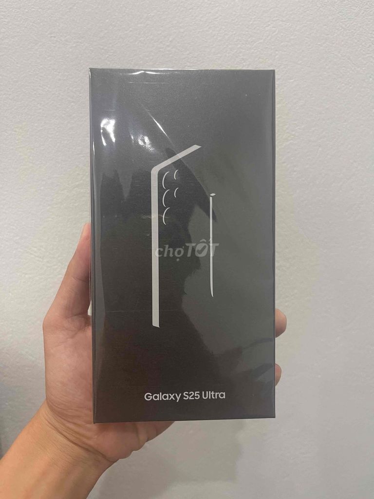 Samsung Galaxy S25 Ultra Đen Titan 12GB/256GB New. Mua bán Điện thoại tại Quận Bắc Từ Liêm Hà Nội được đăng bởi Nguyễn Anh Tuấn hình 1