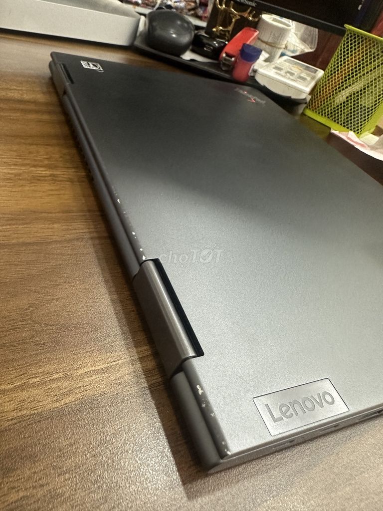 Xách tay mỹ ThinkPad X1 Yoga Gen 6 UHD 4K Core i7