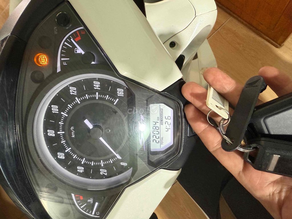 Honda SH 150i ABS Trắng 22084 km. Mua bán Xe máy tại Huyện Trảng Bom Đồng Nai được đăng bởi cuong hình 7