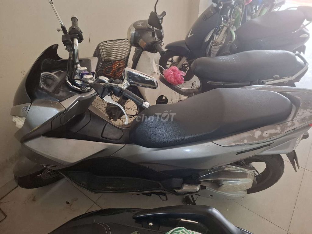 PCX 2014 125CC Zin chính hãng VN. Mua bán Xe máy tại Quận Hà Đông Hà Nội được đăng bởi Nguyễn Duy Thạch hình 1