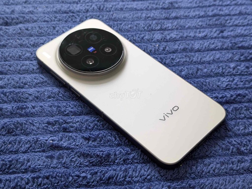 Vivo X300 Pro 256GB nâu gl. Mua bán Điện thoại tại Quận Gò Vấp Tp Hồ Chí Minh được đăng bởi TUẤN OCD hình 1