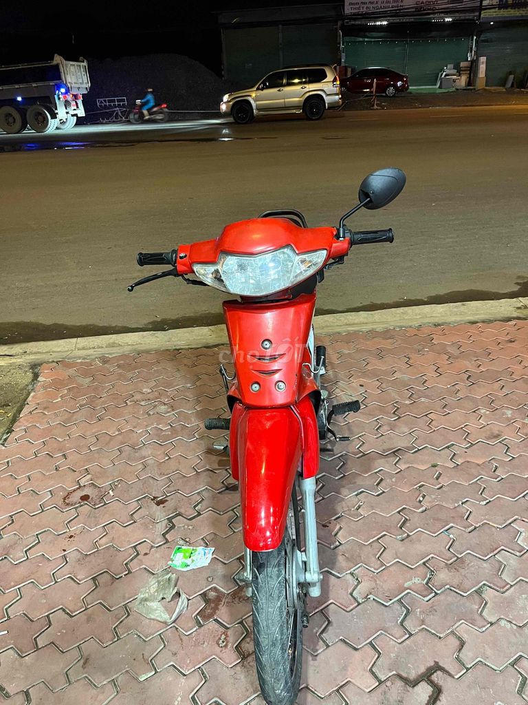 xe đi cà hoat nhậu nhệt bắt bỏ,giây tờ dầy đủ. Mua bán Xe máy tại Huyện Bình Chánh Tp Hồ Chí Minh được đăng bởi thanh hình 1