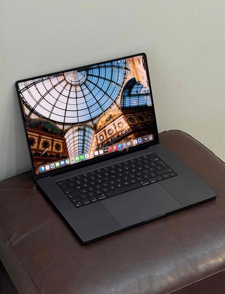 Macbook Pro M4 MAX 16' 36GB/1TB Pin 100% Sạch. Mua bán Laptop tại Quận 10 Tp Hồ Chí Minh được đăng bởi ThinhMac 2HAND hình 1