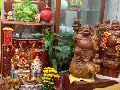 Bàn thờ ông địa. Mua bán Nội thất, đồ gia dụng khác tại Quận Cẩm Lệ Đà Nẵng được đăng bởi Nguyễn thanh nam