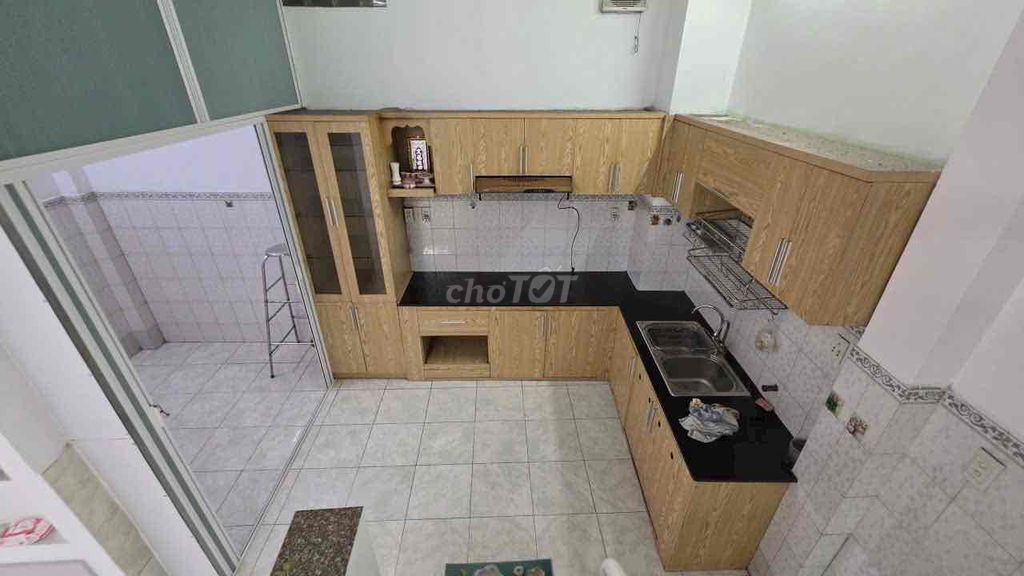 🏡 Дом в Тан Хоа Донг, 5 спален, 6-й район, рядом с рынком Фу Лам