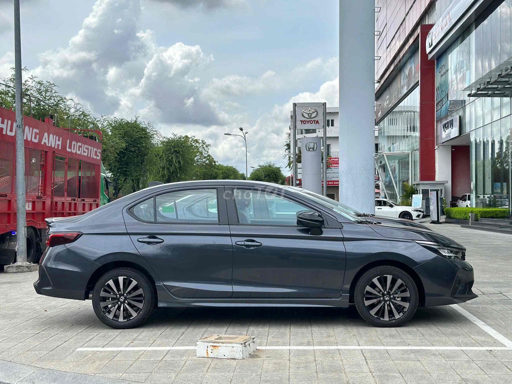 City Rs Km 66 Triệu hoặc 60 + 15 Triệu phụ kiện. Mua bán Ô tô tại Quận 7 Tp Hồ Chí Minh được đăng bởi SHOWROOM HONDA ÔTÔ QUẬN 7 hình 2