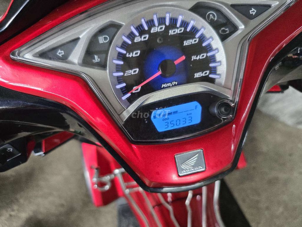 Honda Air Blade 2013 Đỏ 35033 km. Mua bán Xe máy tại Huyện Tân Hiệp Kiên Giang được đăng bởi bboy hình 1