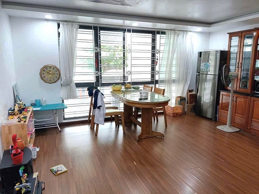 CẦN BÁN NHÀ 3,5 TẦNG HOÀ MINH SÁT BIỂN. Mua bán nhà ở tại Quận Liên Chiểu Đà Nẵng được đăng bởi Nguyễn Hạnh  hình 2