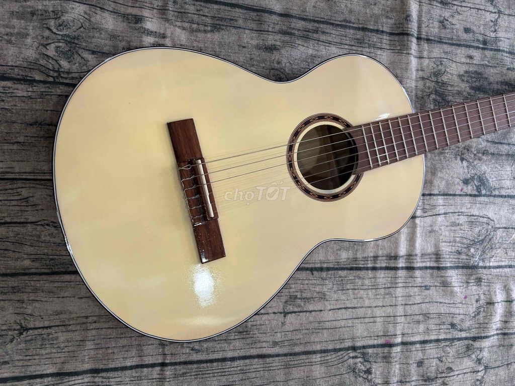 Đàn Guitar Classic Mini 3/4. Mua bán Nhạc cụ tại Quận Gò Vấp Tp Hồ Chí Minh được đăng bởi Đào Nguyễn hình 1