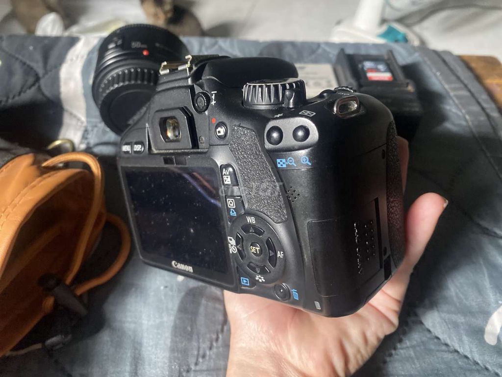 Máy ảnh Canon EOS Kiss X4 Đen 64GB. Mua bán Máy ảnh, Máy quay tại Thành phố Thủ Đức Tp Hồ Chí Minh được đăng bởi Zoldyck Solomon hình 1