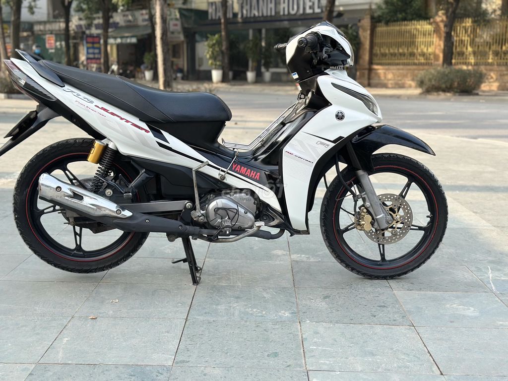 Yamaha Jupiter RC FI 2017 Trắng đen. Mua bán Xe máy tại Quận Bắc Từ Liêm Hà Nội được đăng bởi Hoàng hùng  hình 5