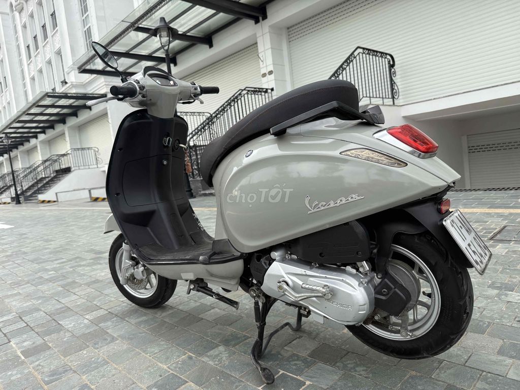 Thanh lý Vecpa 50cc học sinh không cần bằng lái. Mua bán Xe máy tại Quận Bắc Từ Liêm Hà Nội được đăng bởi Hữu Nhuận hình 2