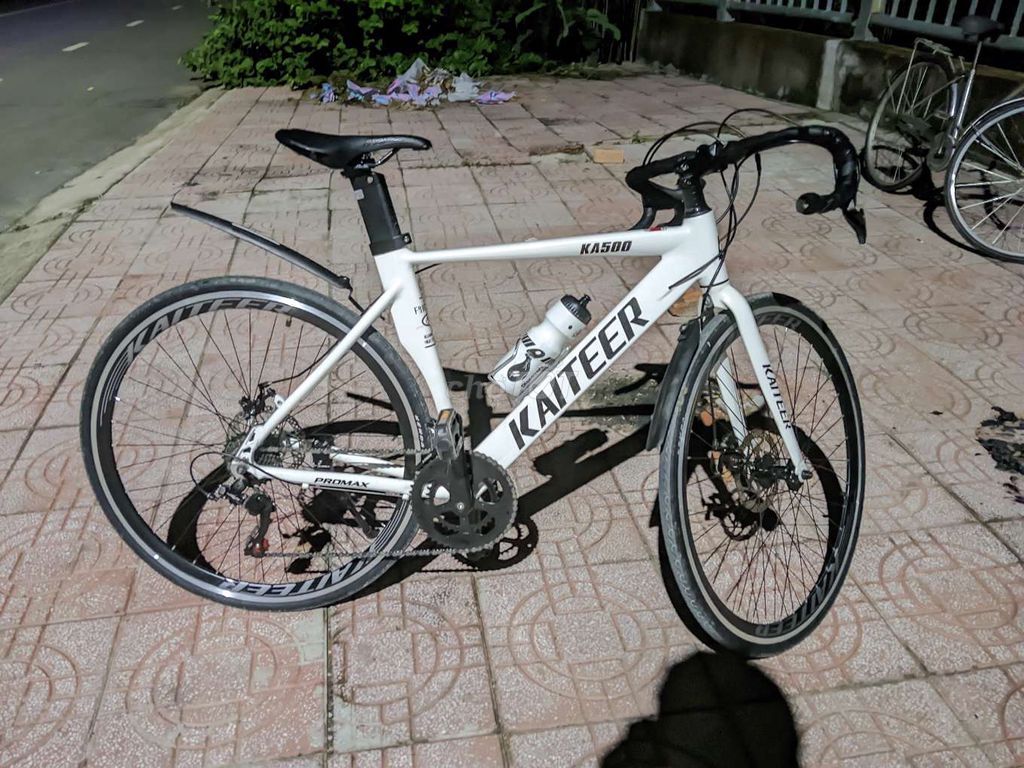 Xe đạp đua Người lớn. Mua bán Xe đạp tại Thành phố Sa Đéc Đồng Tháp được đăng bởi Tiên Huỳnh hình 1