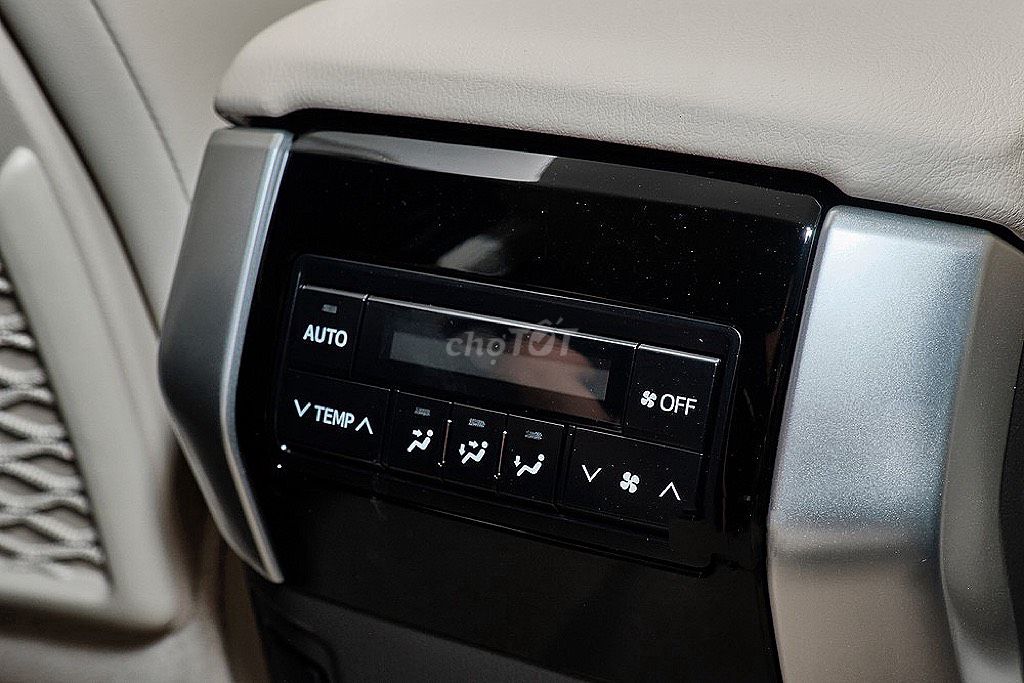 ✅Toyota Land Cruiser Prado 2025 Giao ngay giá tốt💥. Mua bán Ô tô tại Quận 12 Tp Hồ Chí Minh được đăng bởi Nguyễn Xuân Hiệp TOYOTA hình 9