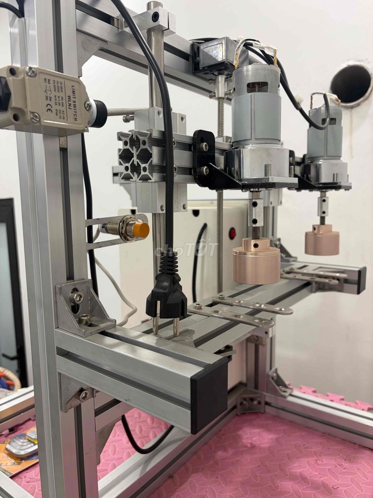 Máy dập nắp tự động. Mua bán Đồ chuyên dụng, Giống nuôi trồng tại Quận Đống Đa Hà Nội được đăng bởi Mr Bi hình 1