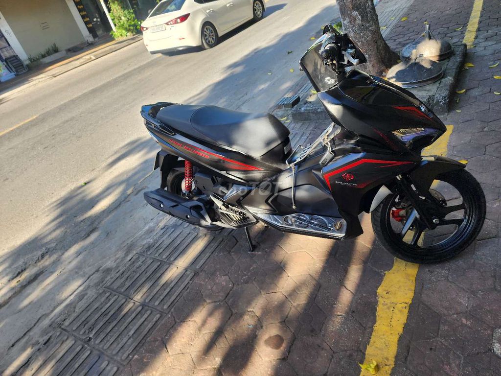 Honda Air Blade 2018 Черный
