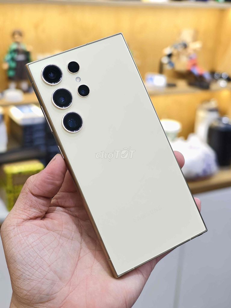 Samsung S24 Ultra 256GB Vàng 99%. Mua bán Điện thoại tại Quận 10 Tp Hồ Chí Minh được đăng bởi Khánh Trần hình 1