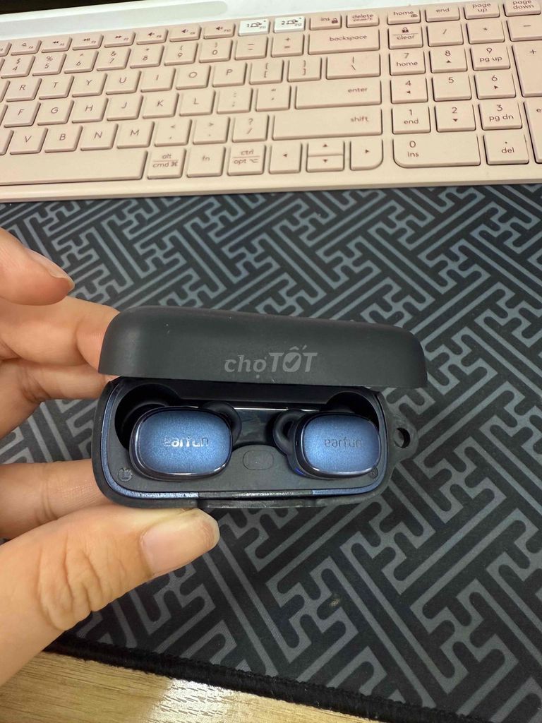 Tai nghe Bluetooth Earfun Free Pro 3. Mua bán Tivi, Âm thanh tại Thành phố Vũng Tàu Bà Rịa - Vũng Tàu được đăng bởi Dora Pham hình 1