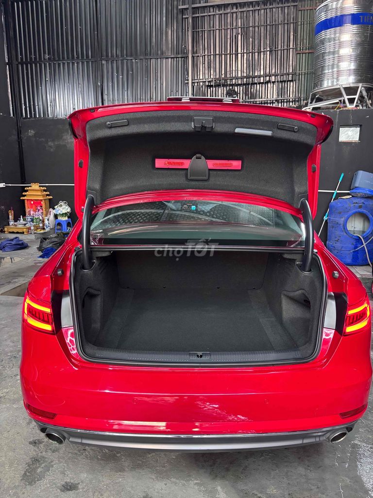 Audi A4 2016 2.0 TFSI - 29800 km. Mua bán Ô tô tại Quận Thanh Xuân Hà Nội được đăng bởi Tuấn Nguyễn hình 6