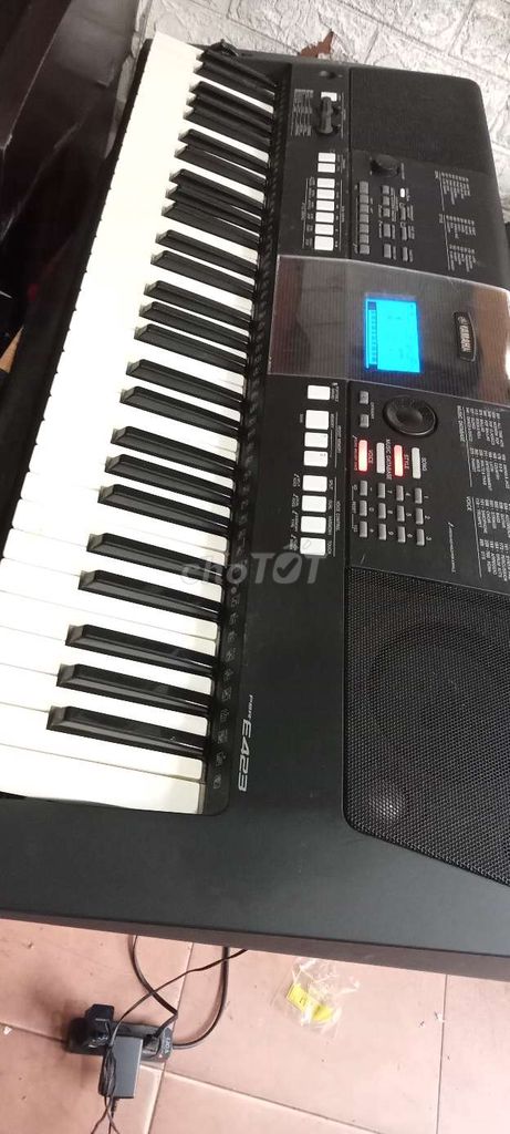 Đàn organ Yamaha e423 đẹp