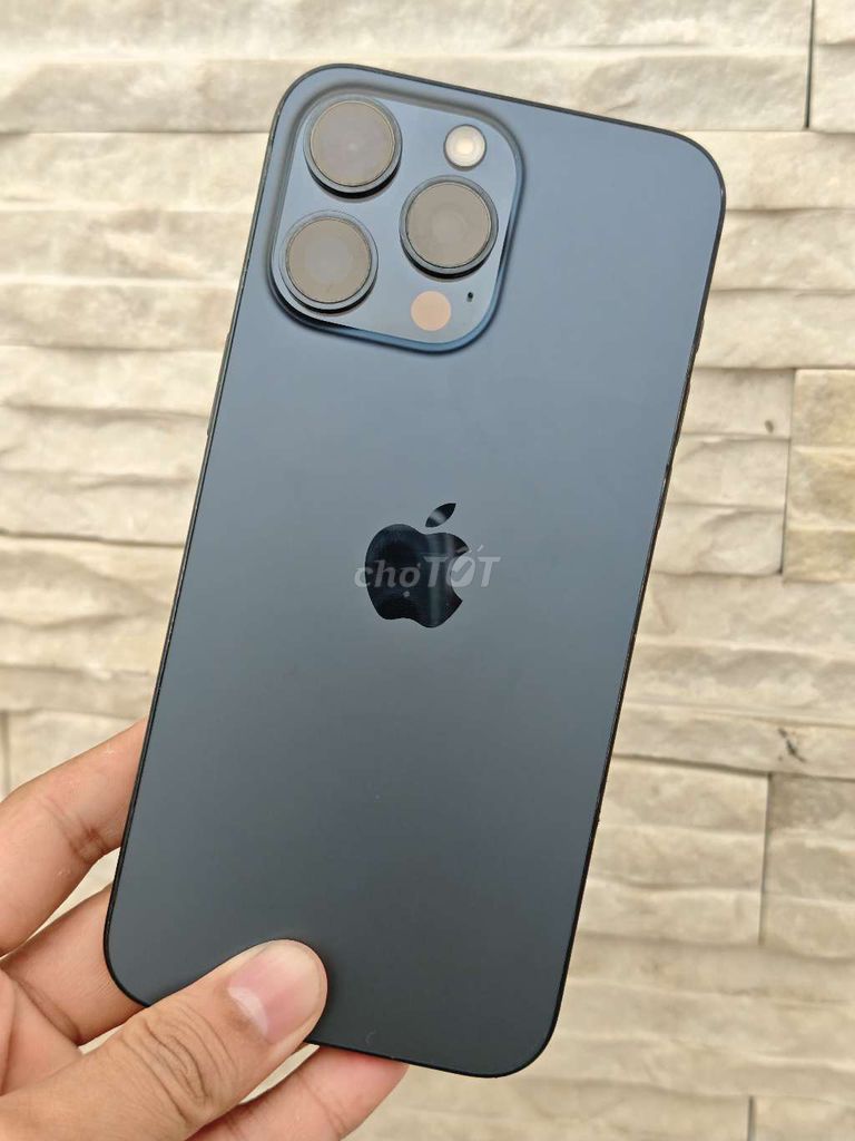 Apple iPhone 15 Pro Max 512GB Xanh Mỹ 84%. Mua bán Điện thoại tại Quận Hải Châu Đà Nẵng được đăng bởi Nguyễn Hưng hình 1