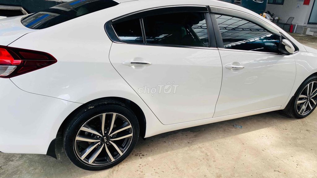 Kia Cerato 2016 2.0 AT - Xe GĐ đẹp xuất sắc. Mua bán Ô tô tại Quận 12 Tp Hồ Chí Minh được đăng bởi LỌC GIÓ Ô TÔ SÀI GÒN hình 3