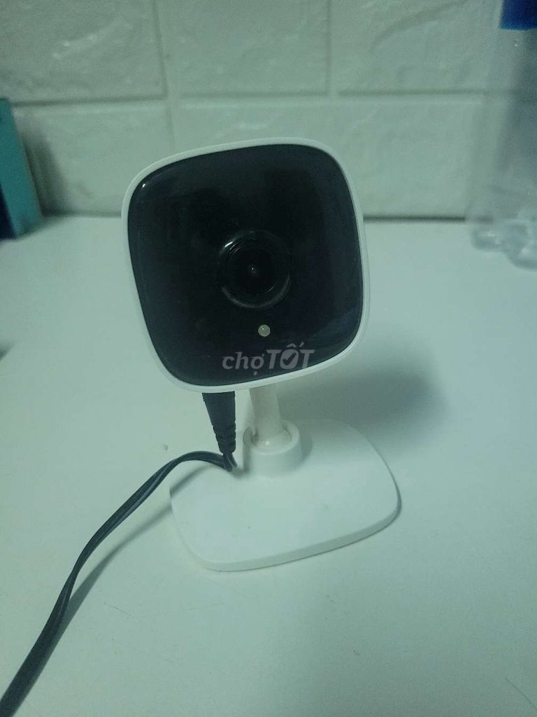 Camera gia đình - TP-Link Tapo C100 + thẻ nhớ 64G