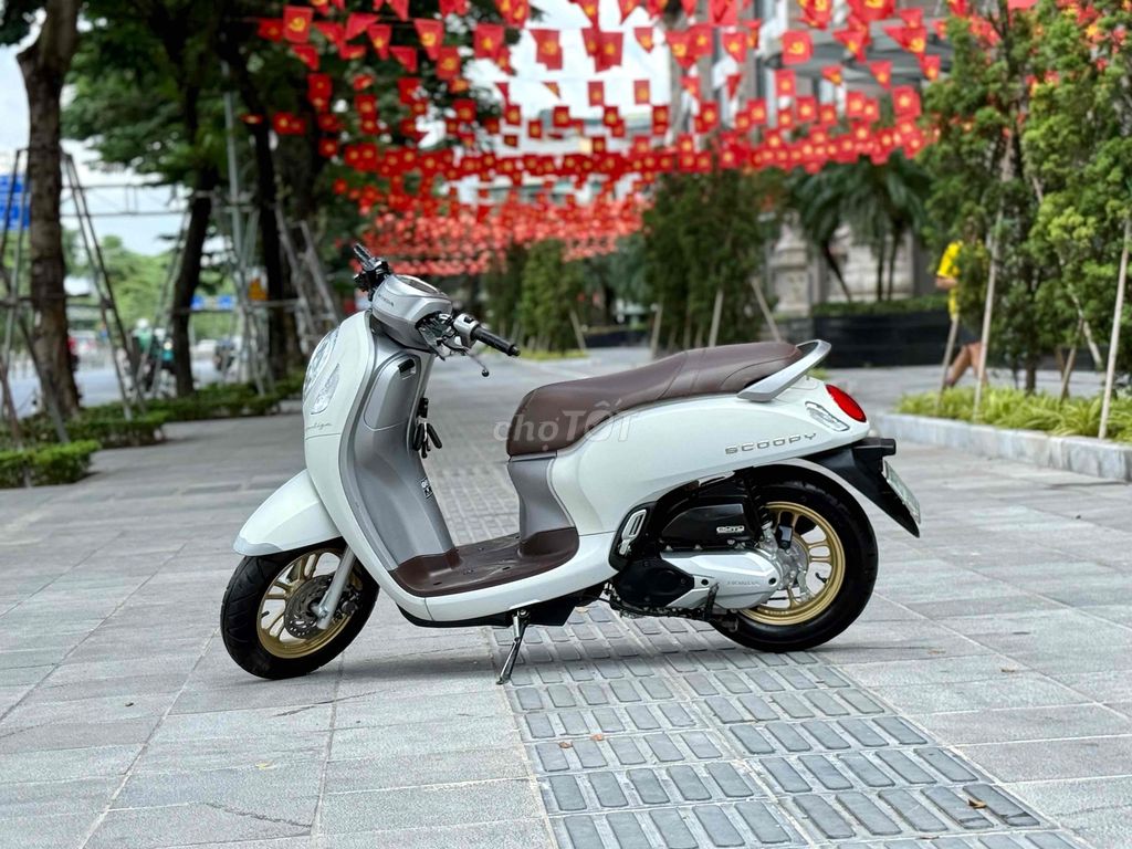Scoopy smartkey bản đặc biệt biển Tươi xe Nét nẹt. Mua bán Xe máy tại Quận Ba Đình Hà Nội được đăng bởi Xe Máy Nam Thi hình 3