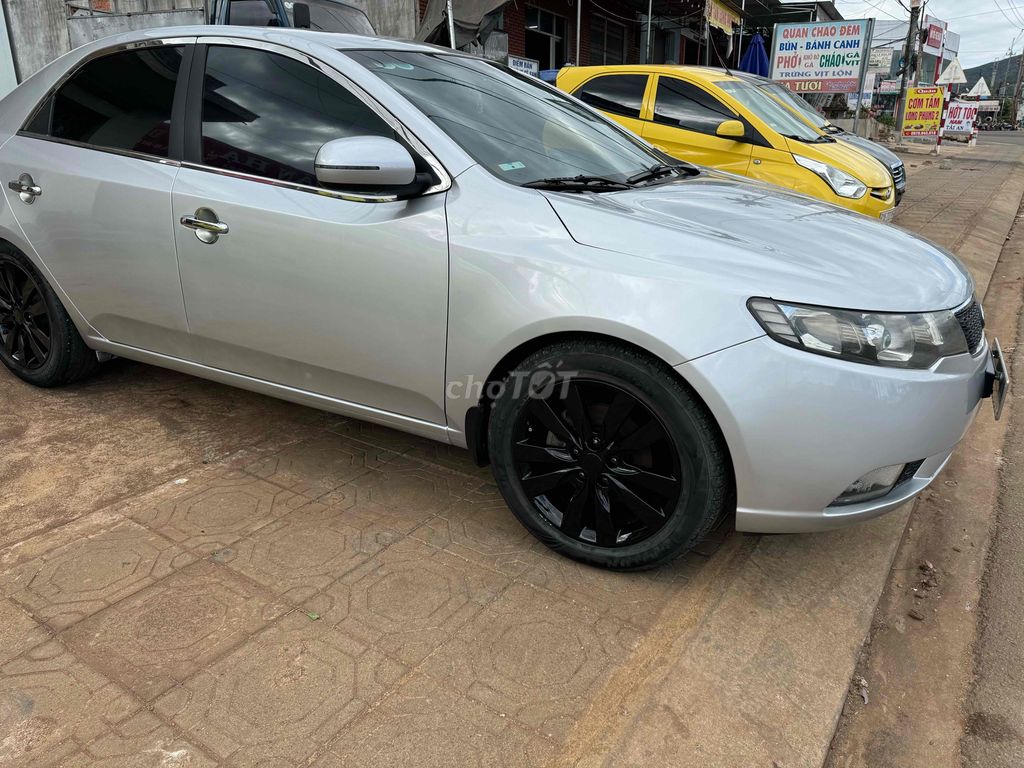 Kia Forte 2011 SX 1.6 MT - 99 km